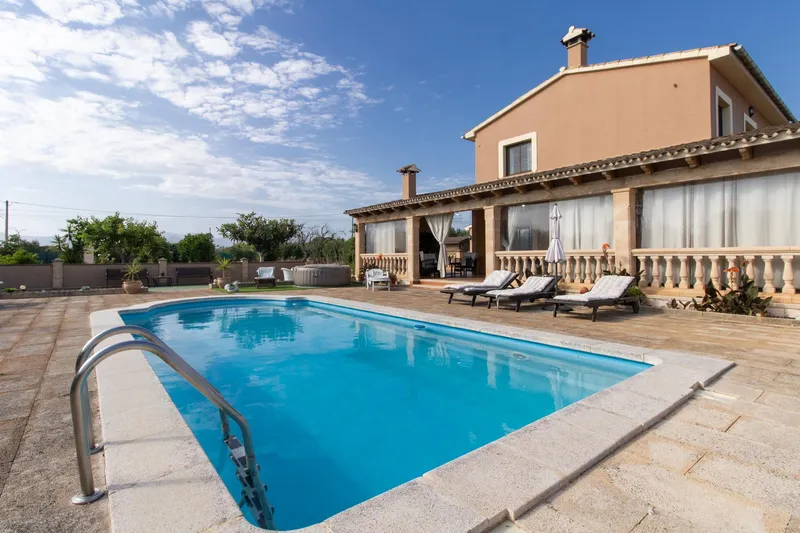 Country house with pool and large plot in a quiet setting near Sencelles — photo 12