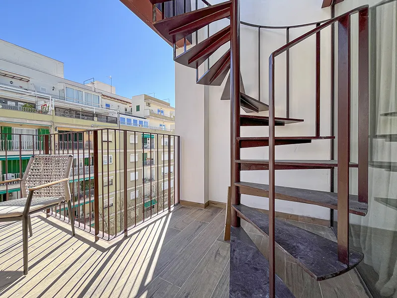 New penthouse with breathtaking views of Palma and the mountains in modern style in Santa Catalina, Palma More — photo 9