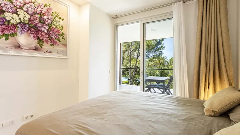 Old Bendinat modern style apartment for sale with covered terrace and garden and pool view — photo 7