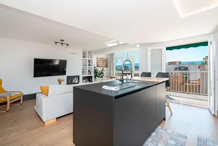 Piso de 5 habitaciones en alquiler en Llevant, Pere Garau — photo 3