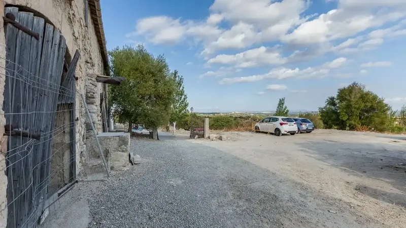 Old house for renovation in Moscari, 198 m2 built and possibility of second half-height floor on a 738 m2 plot with — photo 3