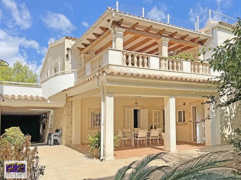 villa in Alcudia — photo 1