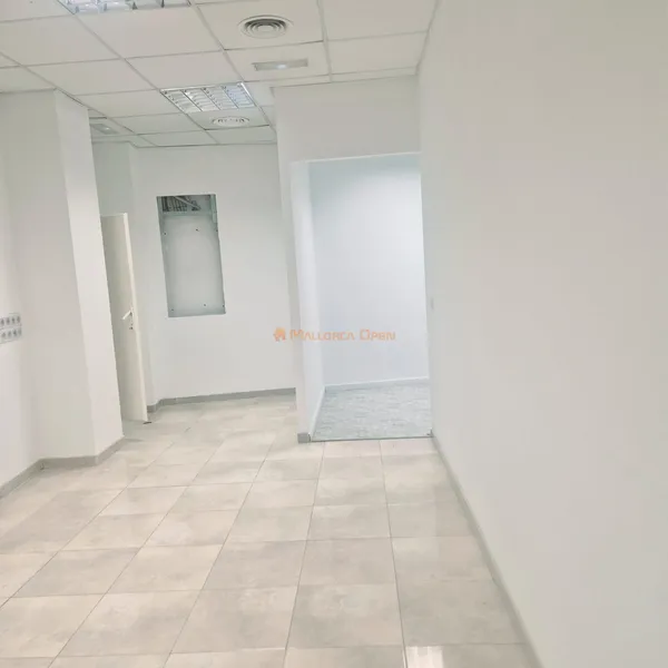 Commercial premises in the best area of Manacor – Paseo del Ferrocarril — photo 11