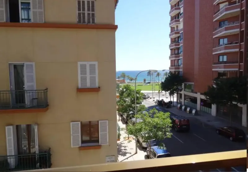 Piso con terraza en alquiler en Llevant — photo 7