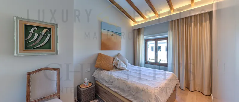 Modern Mediterranean penthouse apartment in Santa Maria in Mallorca — photo 11