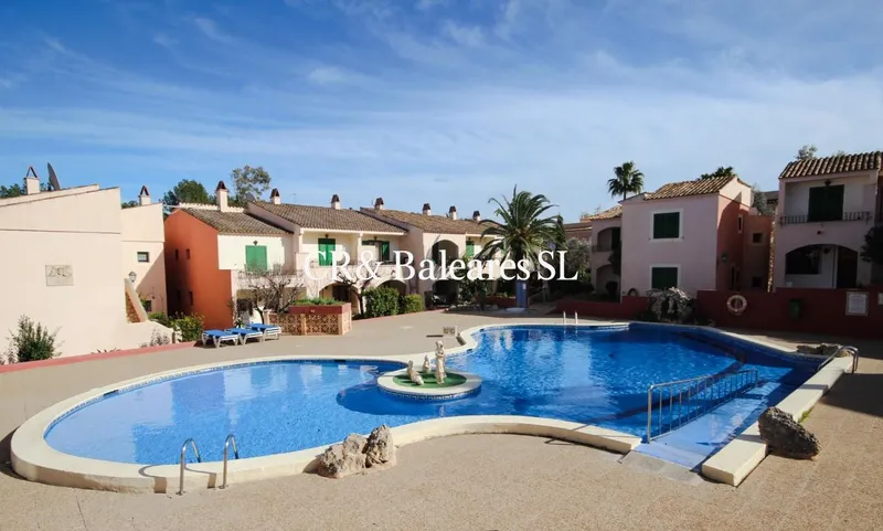 Apartment for sale in Santa Ponsa, Calvià, Mallorca, Baleares, Mallorca — photo 1