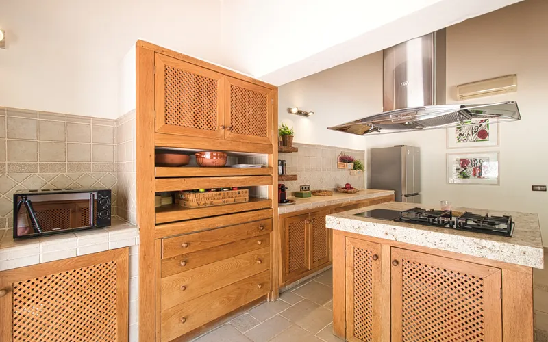 Beautiful finca with pool and guest apartment on an idyllic plot near Calvia — photo 10