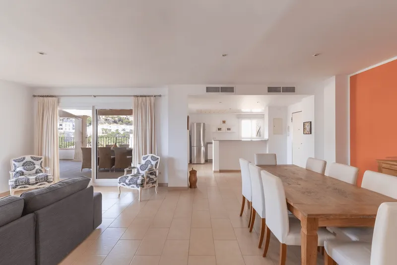 Penthouse with sea views in Puerto de Andratx — photo 6
