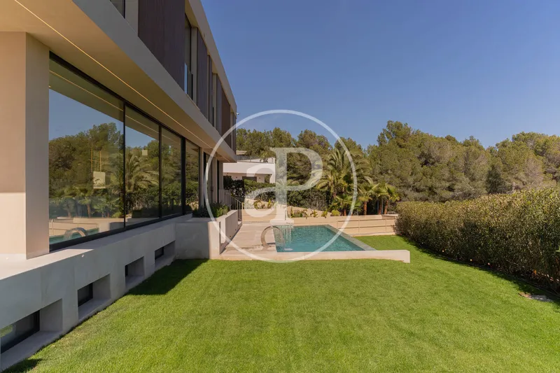 Sea-view villa for sale in Costa d’en Blanes — photo 3