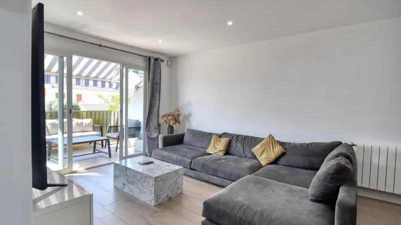 Portals Nous - 3 Bedroom Reformed Townhouse Close To The Village — photo 6