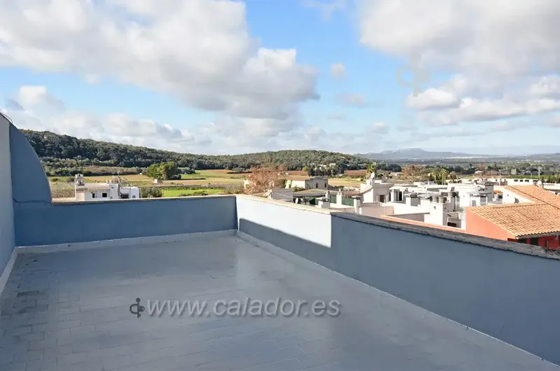 Investment opportunity in Felanitx. Building consisting of three incredible apartments (2 with tourist rental license) and ground floor — photo 7