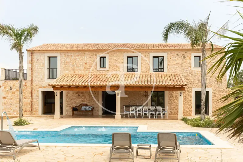 Casa con terraza en alquiler en Diseminado Tercera Volta — photo 1