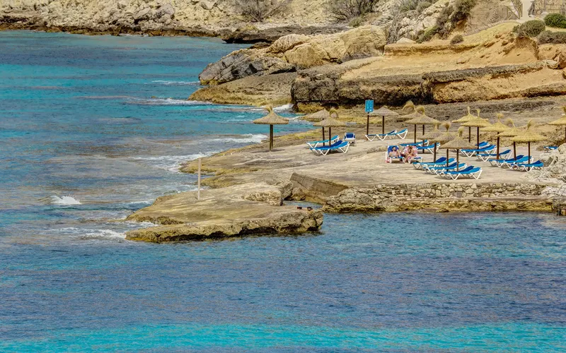 Project! Fabulous opportunity to co-design your own luxury villa with pool in Costa de la Calma — photo 9