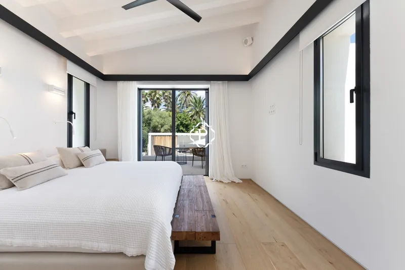 Villa for sale in Port Verd luxury design in breath-taking location — photo 12