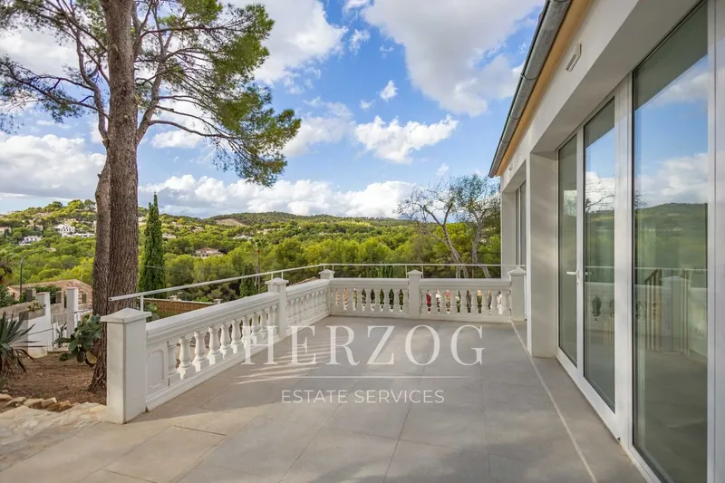 Fully Renovated Villa with a Beautiful Garden in Costa de la Calma — photo 7