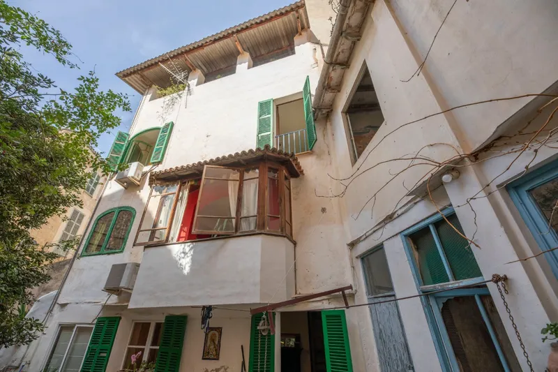 Large townhouse with courtyard and covered roof terrace in the heart of Sóller — photo 1