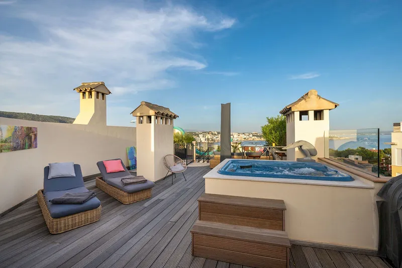 Modern penthouse with fantastic sea views in Bendinat Mas — photo 4
