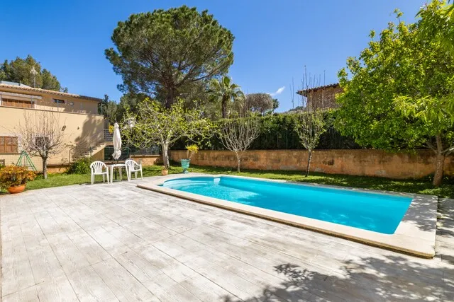Versatile family villa for sale close to the beach in Bonaire, North Mallorca — photo 3