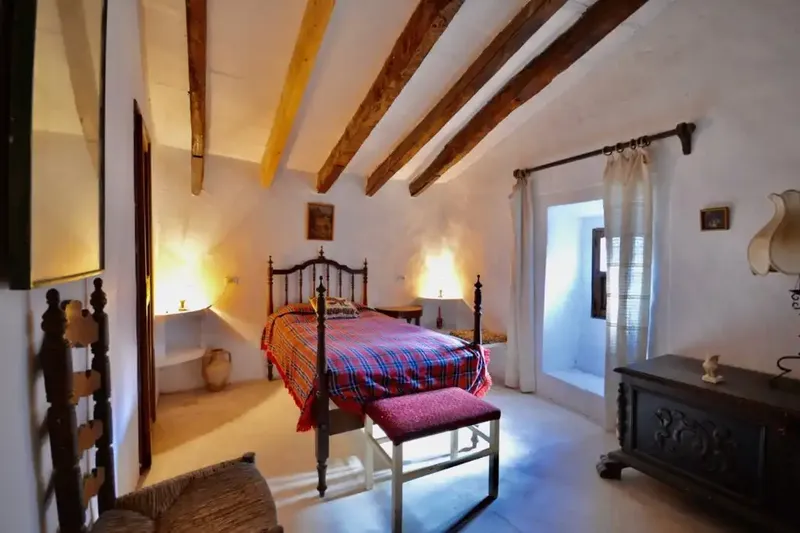 Beautiful and ancient mountain estate for sale in Escorca — photo 9