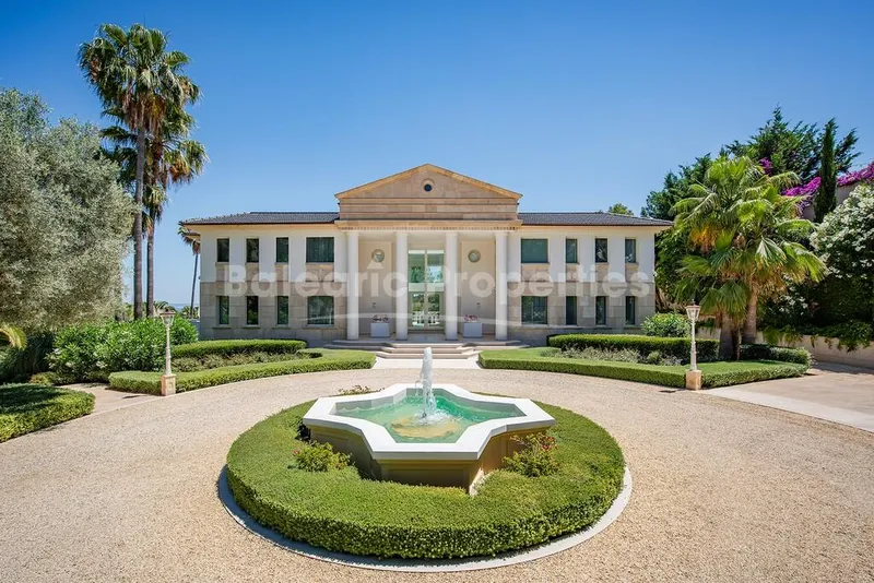 Exclusive frontline golf villa with tennis court for sale in Son Vida, Mallorca — photo 2