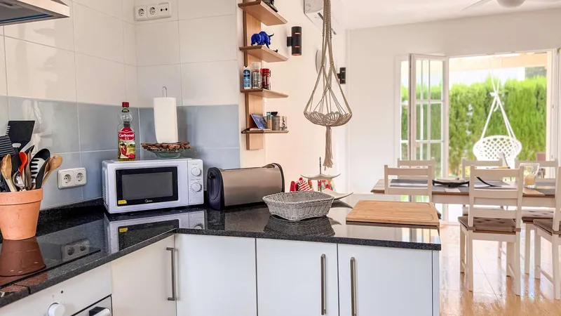 Exclusive | Modern terraced house with ETV license, pool and near the beach — photo 8