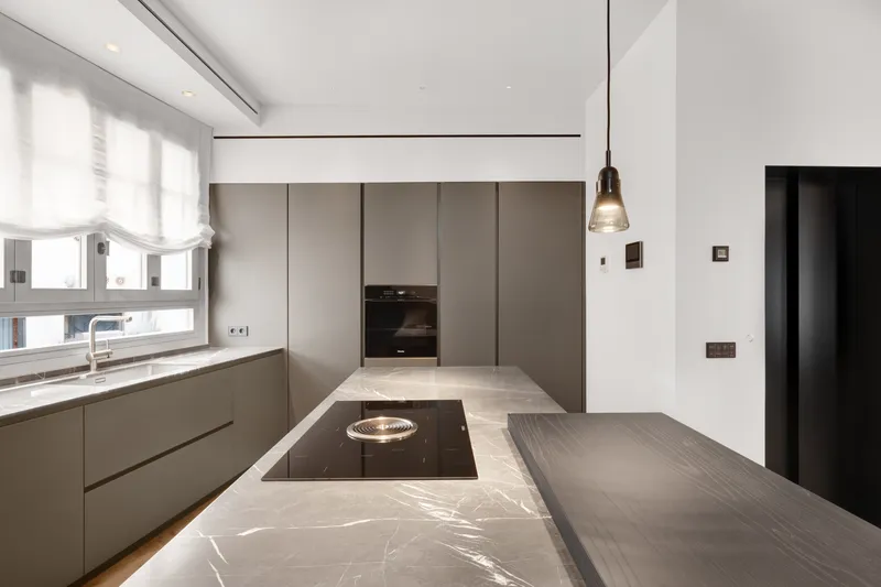 Stylish townhouse in Palma's Old Town with sun terrace & pool — photo 7