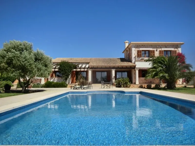 Beautiful country house with a nice garden and pool a few minutes from Santanyi — photo 1