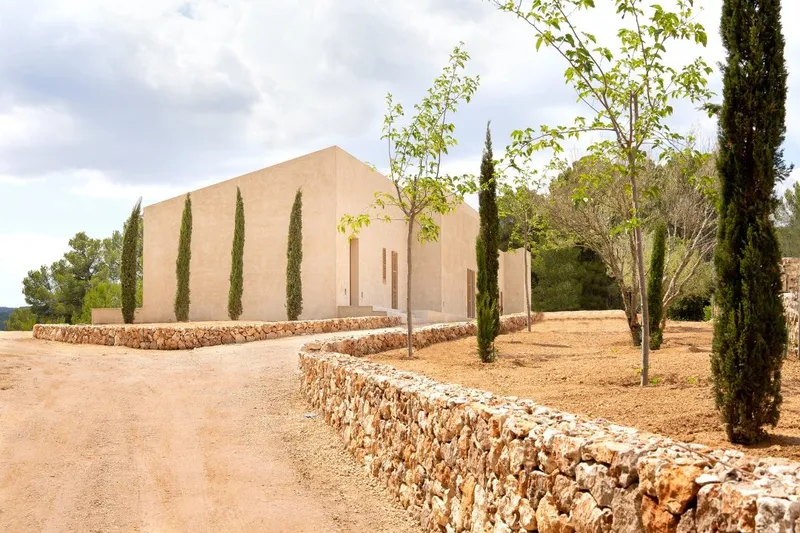 Newly Built Finca on one level with Magnificent Views in Porreres — photo 1