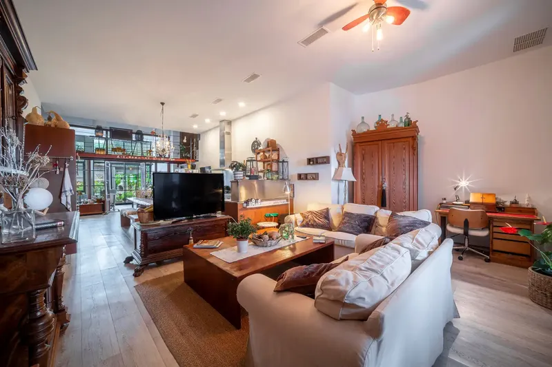 Exclusive Industrial-Style Ground Floor in the Heart of Sineu — photo 4