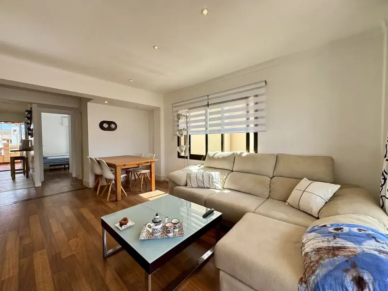 Se vende primer piso sin ascensor en Sa Ràpita, a solo 100 metros del mar y a pocos minutos de la playa andando. La vivienda tiene 80 m² úti — photo 1