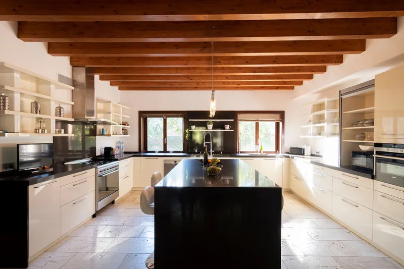 Villa in finca style in a prime residential location with plenty of privacy — photo 6