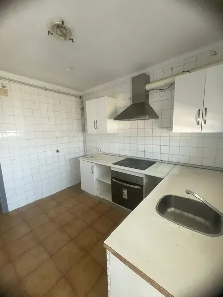 93 m² flat without lift in Palma de Mallorca — photo 10