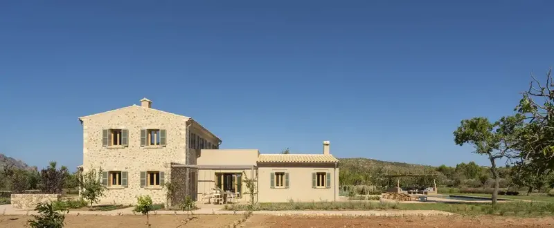 Price reduction from €3,950,000 to €3,475,000. Luxury finca ready to move into in an idyllic and perfect setting between Pollensa and Puerto Pollensa. — photo 9