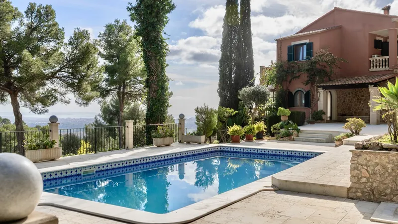 Stately finca in Establiments with large pool, privacy and wonderful views of the bay of Palma — photo 1