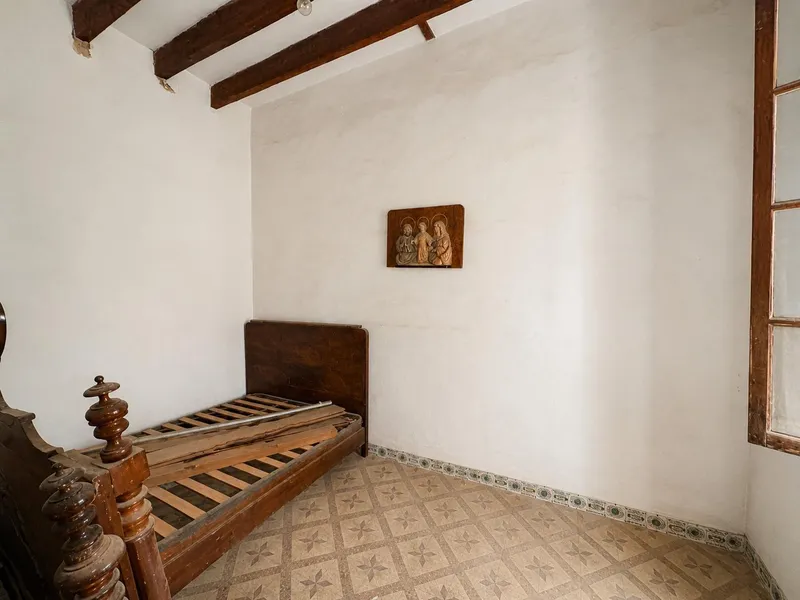 Authentic village house to renovate in Llucmajor — photo 3