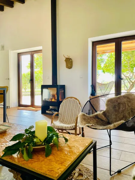 4,000m² finca with 3 rooms, pool and ETV license for sale — photo 3
