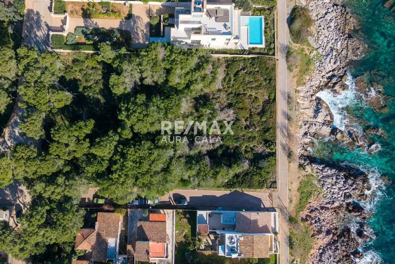 Unique plot directly by the sea in Cala Ratjada — photo 1