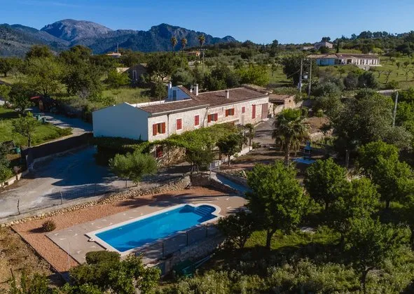 Estate in Diseminado Poligono 16, 70, Selva — photo 1