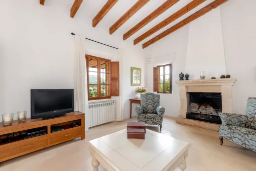 San Lorenzo, stylishly-furnished traditional finca between Arta and Sant Llorenc with panoramic views, ample privacy and modern comfort for rent from November to May — photo 7
