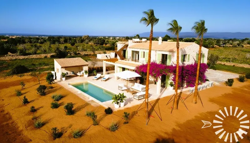 Country House for sale in Es Llombards/Ses Salines of 450 m2 — photo 8