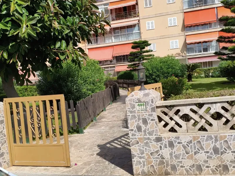 Bright flat with unobstructed mountain views and communal garden in Can Pastilla — photo 2