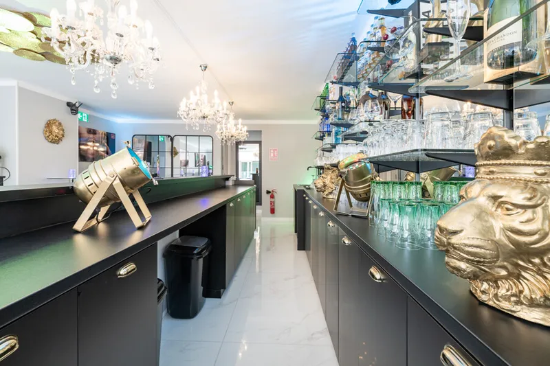 For Sale! Newly Renovated Bar with Terrace and Licence in Most Wanted Area of Magaluf — photo 8