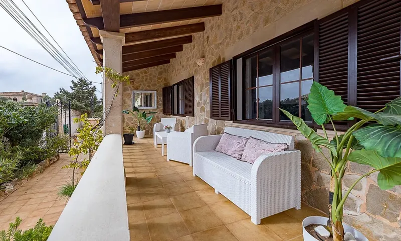 Detached house with pool in Cala Llombards — photo 6