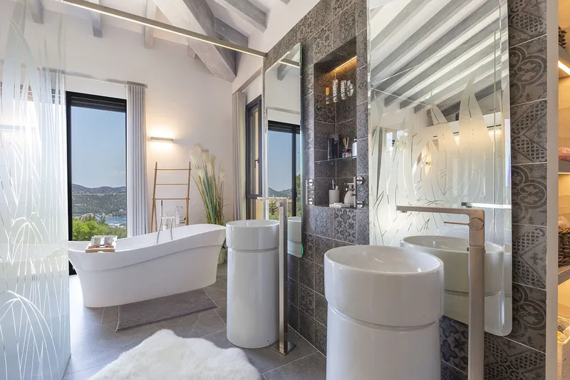Mont Port: New-build luxury villa of the highest class with sea and panoramic views — photo 10