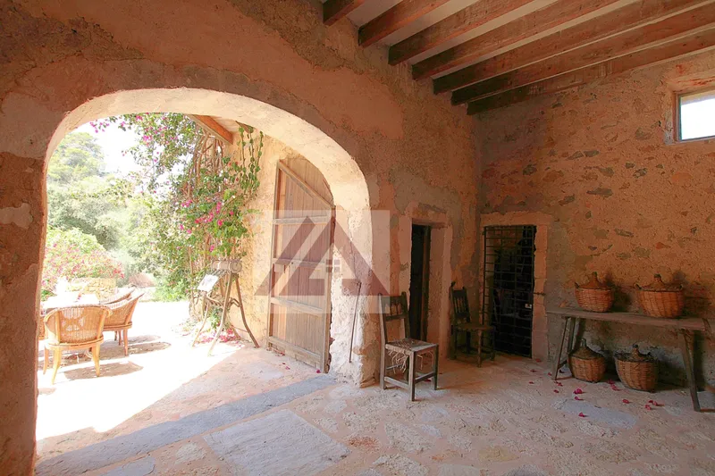 Luxury villa for sale in Felanitx — photo 4