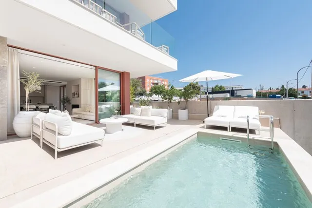 Ground floor apartment with private pool for sale in Palma, Mallorca — photo 1