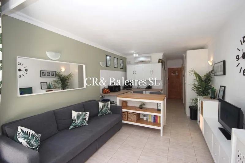 Lovely studio apartment in central location — photo 1