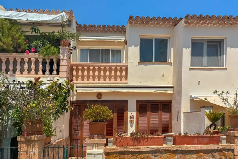 Cared-for terraced house in a quiet area of the Costa de Canyamel — photo 10