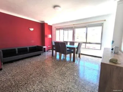 PISO AMPLIO EN ZONA DE PERE GARAU — photo 1