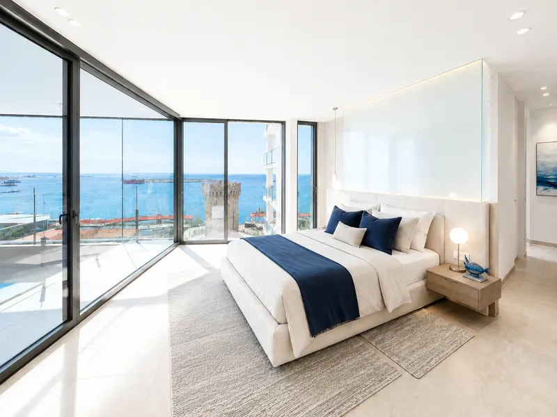 HL 501 · Exclusive penthouse apartment for sale in Palma with private rooftop pool and panoramic sea views — photo 3